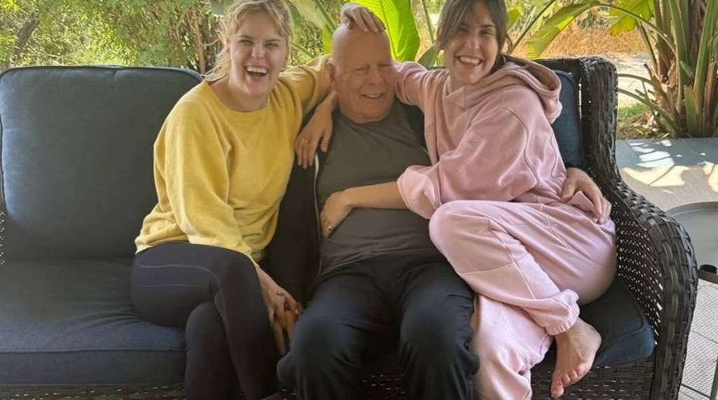 Filha de Bruce Willis com Demi Moore compartilha foto ao lado do ator