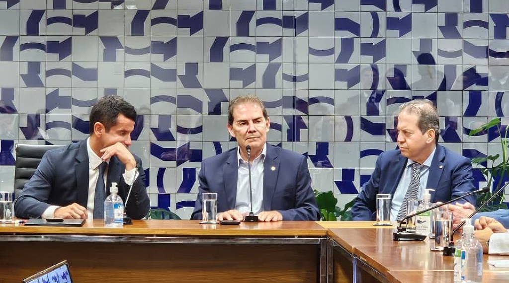 Paulinho reúne apoio de 8 partidos para reduzir penas por atos golpistas, ainda sem maioria