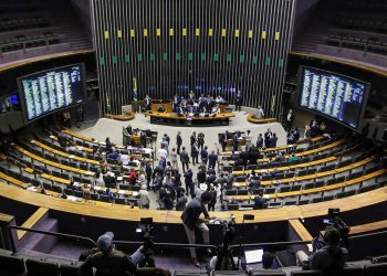 PL que isenta IR até R$ 5 mil será votado na quarta, 1º de outubro