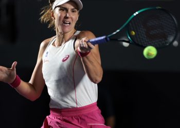 Bia Haddad anuncia final antecipada da temporada 2025