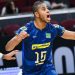 Brasil volta a vencer no Mundial e se garante nas oitavas de final