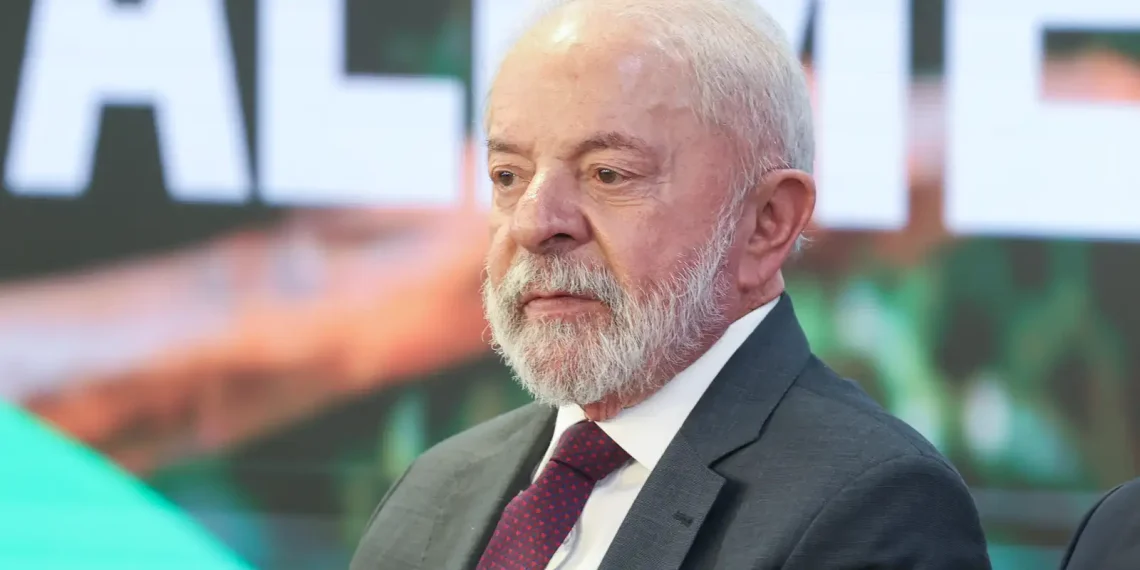 “Antes tarde do que nunca”, diz Lula sobre fim do conflito em Gaza
