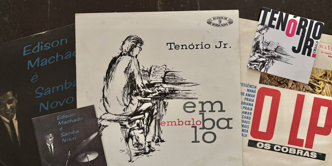 Começa a se abrir a tampa do piano