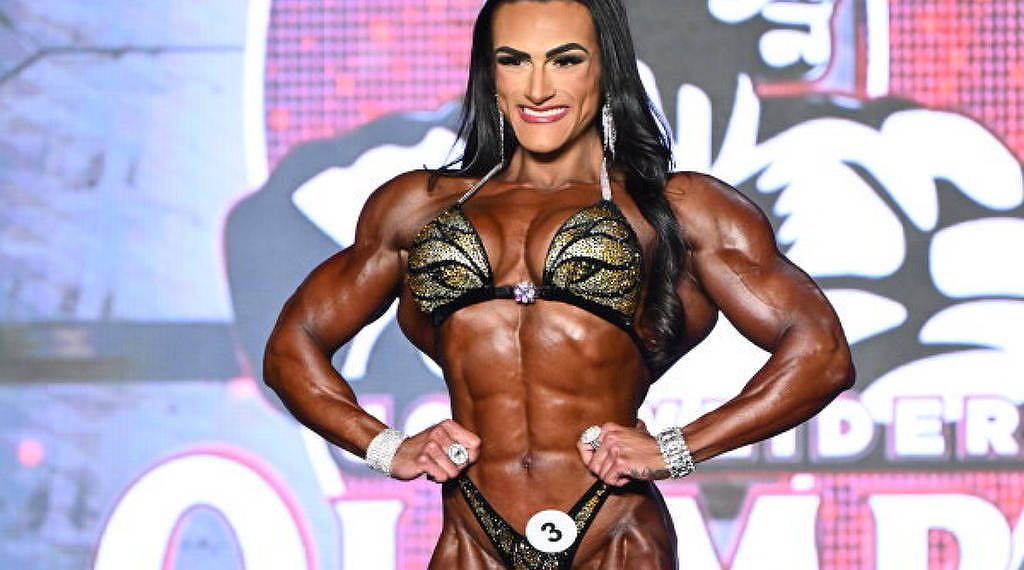 Olympia 2025: Brasileira Natalia Coelho reconquista título da Women’s Physique
