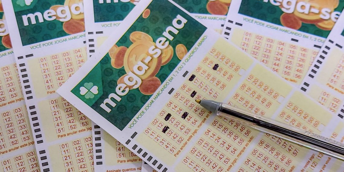 Mega-Sena não tem acertador e prêmio vai a R$ 20 milhões