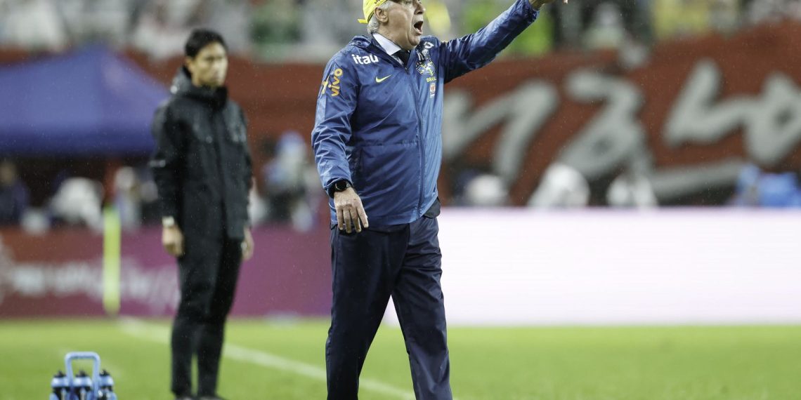 Ancelotti classifica goleada como bom início de trajetória para Copa