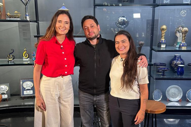 Programa Stadium, da TV Brasil, apresenta entrevista com Arthur Elias