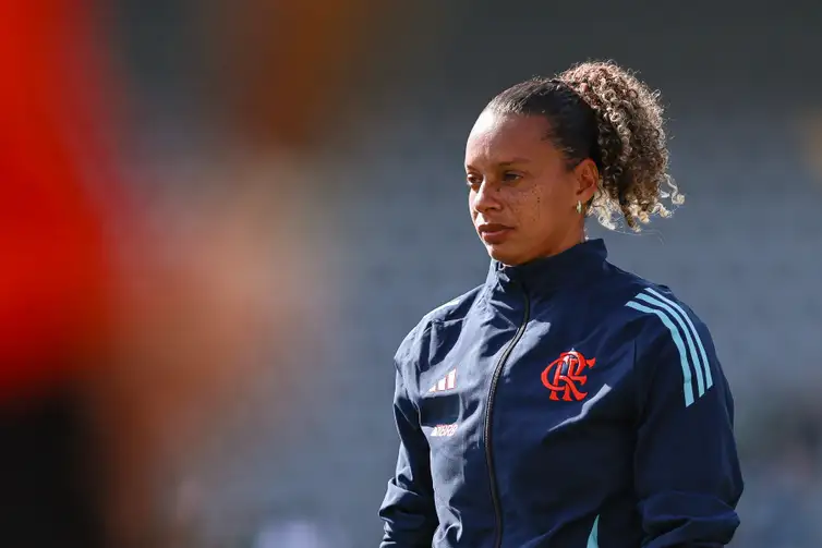 Após deixar Flamengo, Rosana Augusto assume time feminino do Palmeiras