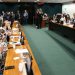 CCJ aprova admissibilidade de propostas que acabam com escala 6×1