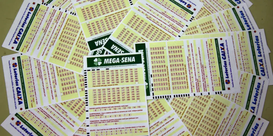 Mega-Sena sorteia prêmio estimado em R$ 100 milhões neste sábado
