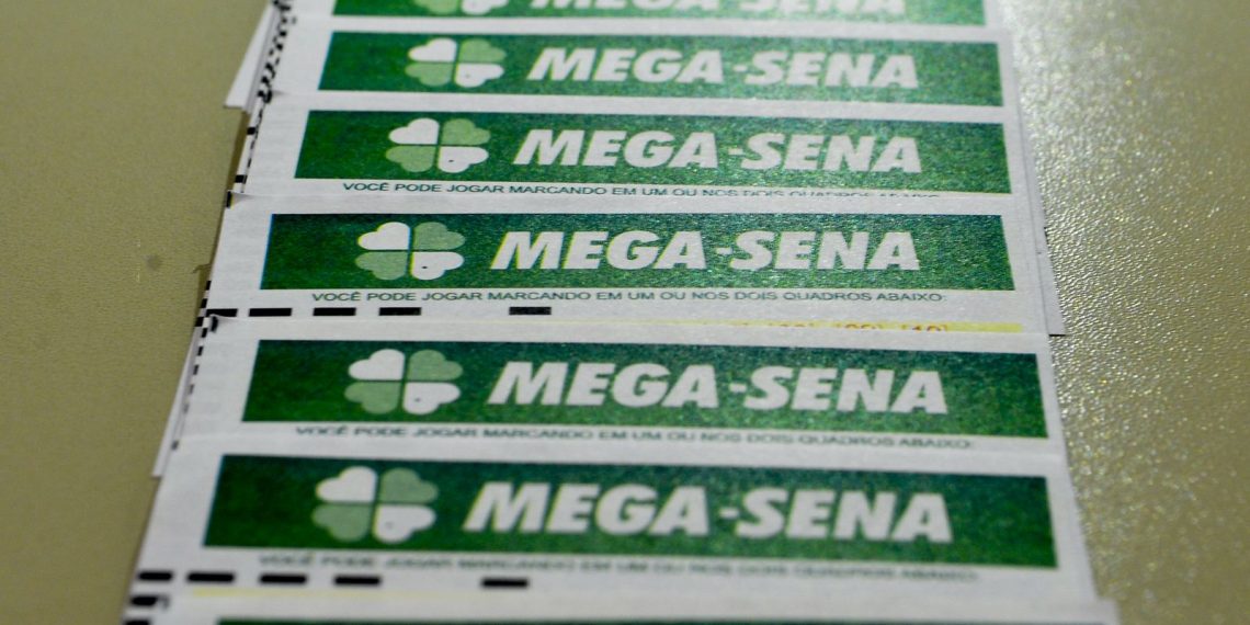 Mega-Sena acumula novamente e prêmio principal vai para R$ 130 milhões