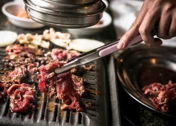 O novo churrasco tem menos excesso e mais experiência