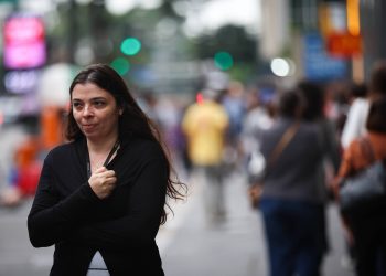 Fim de semana deve ter tempo seco com temperaturas de 13°C a 21°C em São Paulo