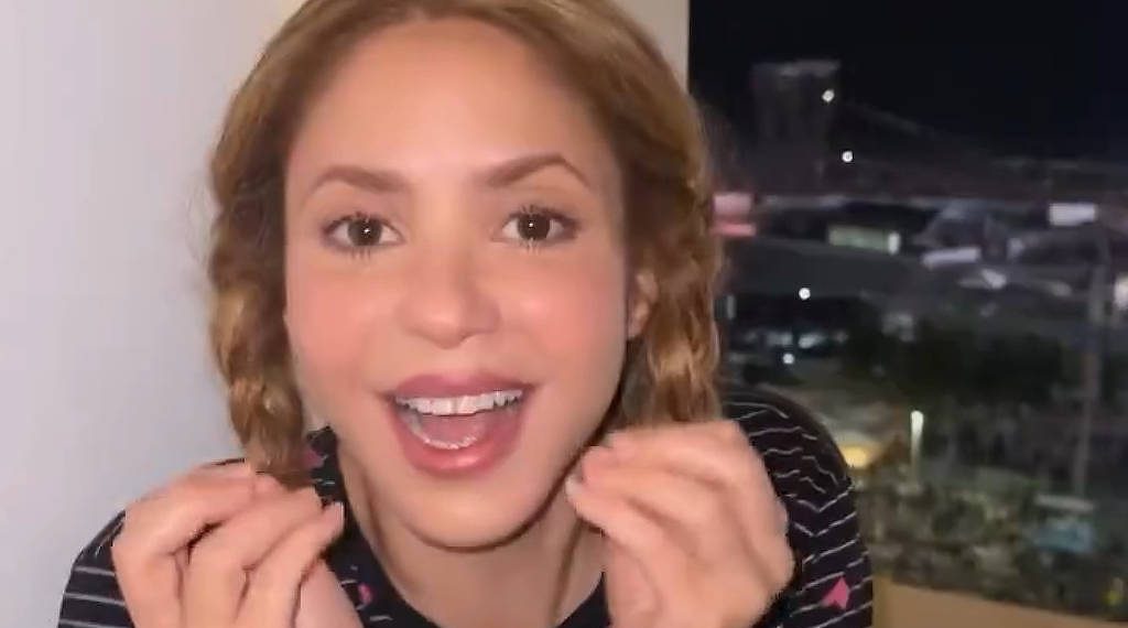 Shakira lota as areias de Copacabana em ensaio para show deste sábado