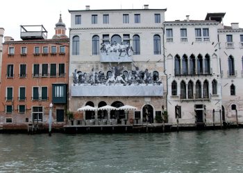 Veneza será perdida sem ação rápida para conter inundações