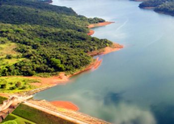 Queda de égua prenha em adutora interrompe abastecimento em BH e região