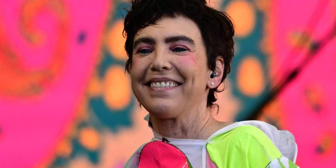 Adriana Calcanhotto compõe samba-canção para álbum de Alaíde Costa