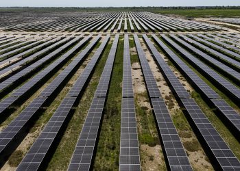 Energia solar e eólica superam gás no mundo pela primeira vez