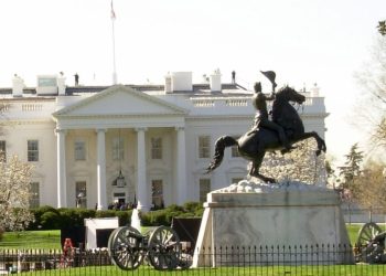 Lula chega à Casa Branca para encontro com Trump
