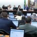CCJ da Câmara adia análise de PEC sobre redução da maioridade penal