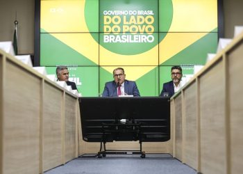 Governo lança sistema para aluno buscar instrutor e autoescola