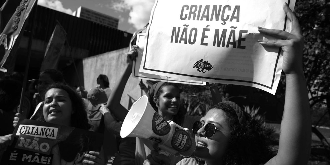 Melhorar o acesso de meninas grávidas ao SUS