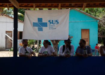 Governo interrompe programas de valor e retoma política de anúncio no SUS