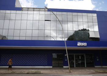 S&P rebaixa nota de crédito do BRB e cita incertezas sobre capitalização
