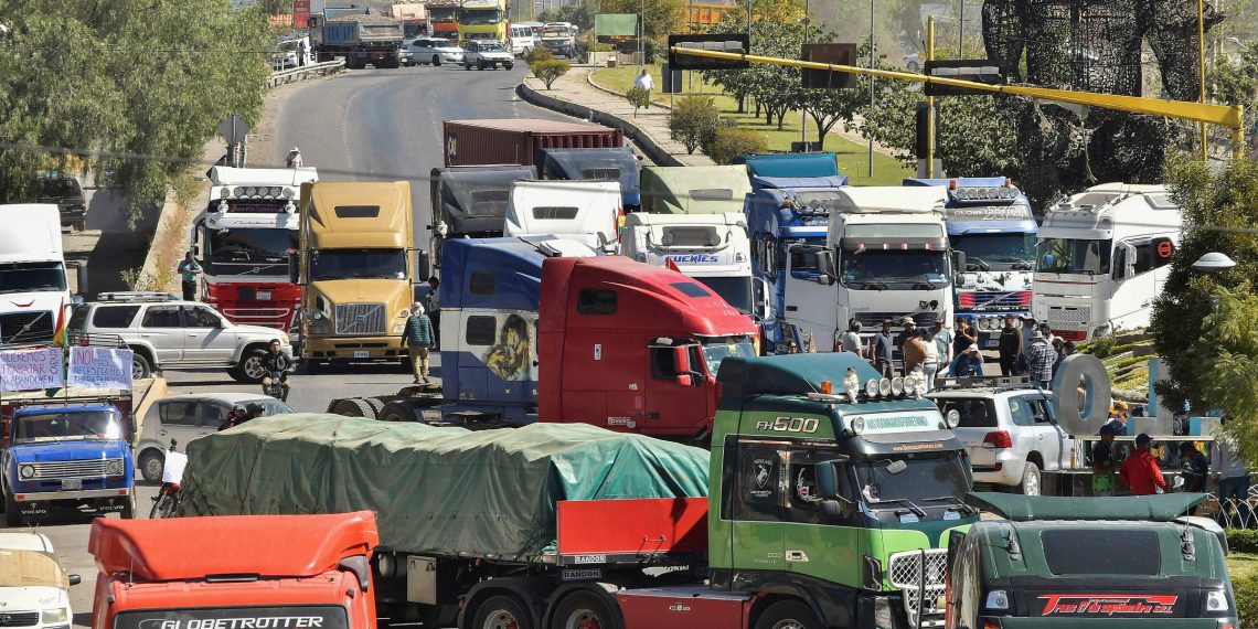 Evo anuncia ‘trégua, mas não rendição’ em bloqueios de estrada na Bolívia
