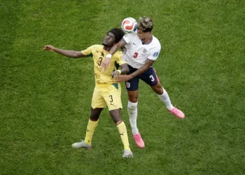 Gana segura Inglaterra e duelo de líderes do Grupo L não sai do zero