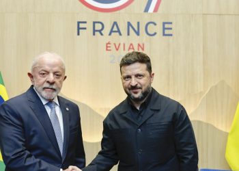 Lula e Zelensky debatem saída diplomática para guerra Ucrânia x Rússia
