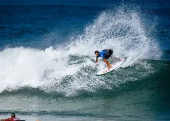 WSL: Dora e Chianca avançam às semifinais de etapa em Saquarema