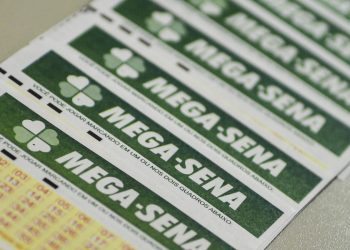 Mega-Sena acumula e prêmio principal vai para R$ 36 milhões