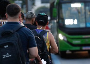 Motoristas de ônibus  do Rio iniciam greve nesta segunda-feira