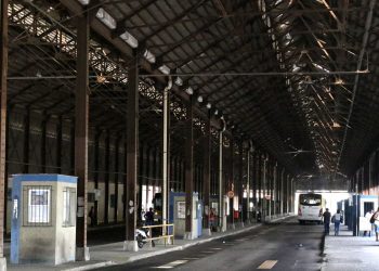 Rodoviários rejeitam proposta e decidem manter greve no Rio