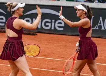 Mensik derruba João Fonseca nas quartas em Roland Garros: 3 a 0