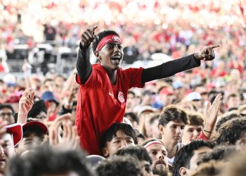 No Canadá, futebol destrona o hóquei entre crianças e adolescentes