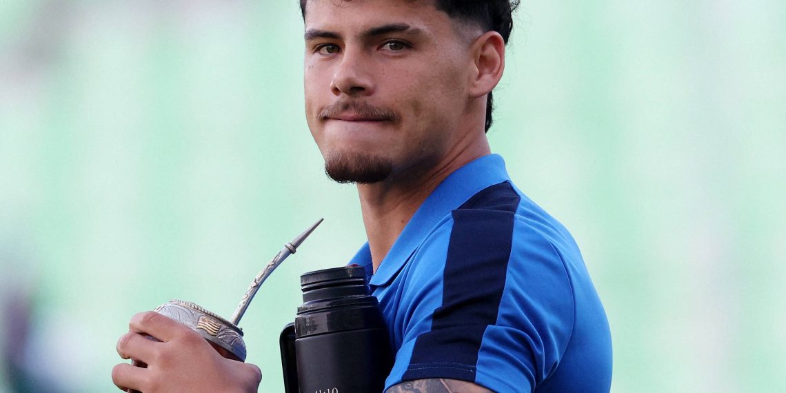 Torcendo pela bússola uruguaia