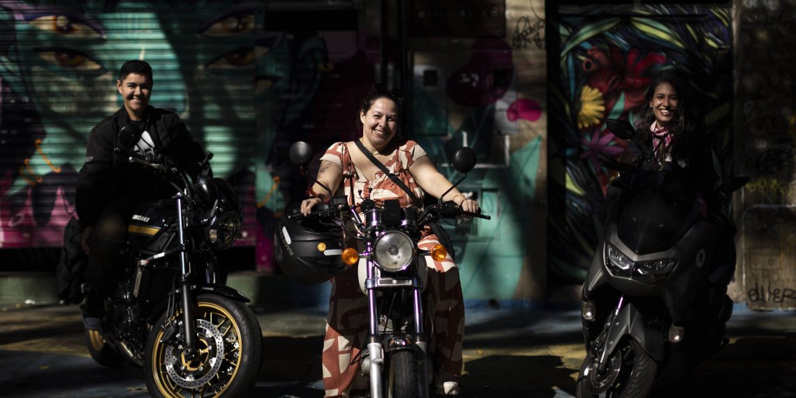 Frustradas com homens, mulheres se dedicam às amizades femininas