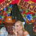 Virginia Fonseca e Vini Jr. promovem festa julina e posam na barraca do beijo