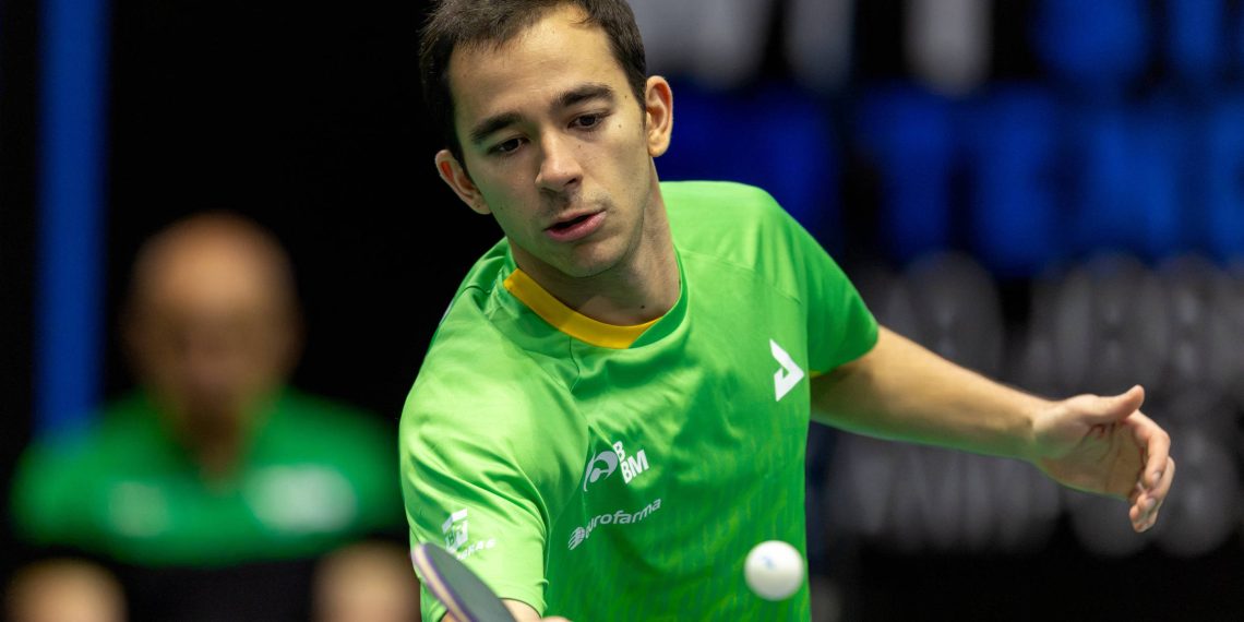 Calderano vence tri no Brasil, quebra jejum de um ano no WTT e é aclamado no país