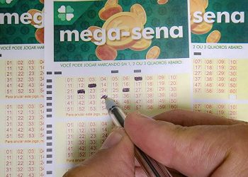 Mega-Sena acumula e próximo prêmio está estimado em R$ 100 milhões