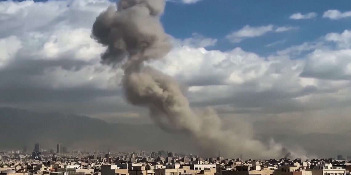 Escalada da guerra expõe fracasso do acordo entre Irã e EUA