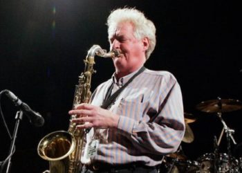 Saxofonista Dick Parry, que tocou com Pink Floyd, deixa patrimônio de R$ 384 mil