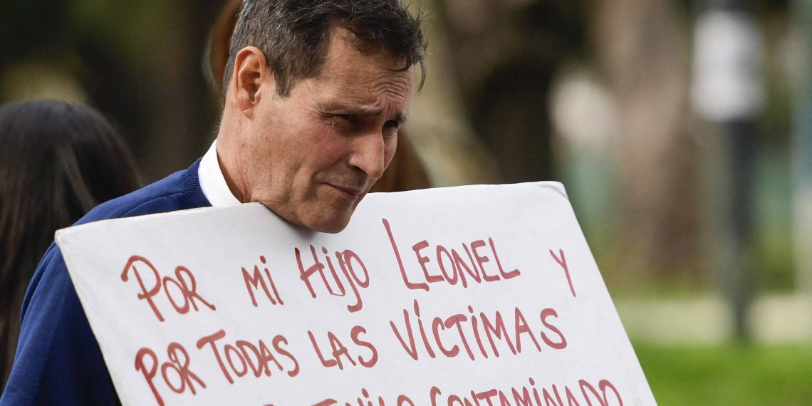 Ex-funcionárias são processadas na Argentina por fentanil contaminado ligado a 90 mortes