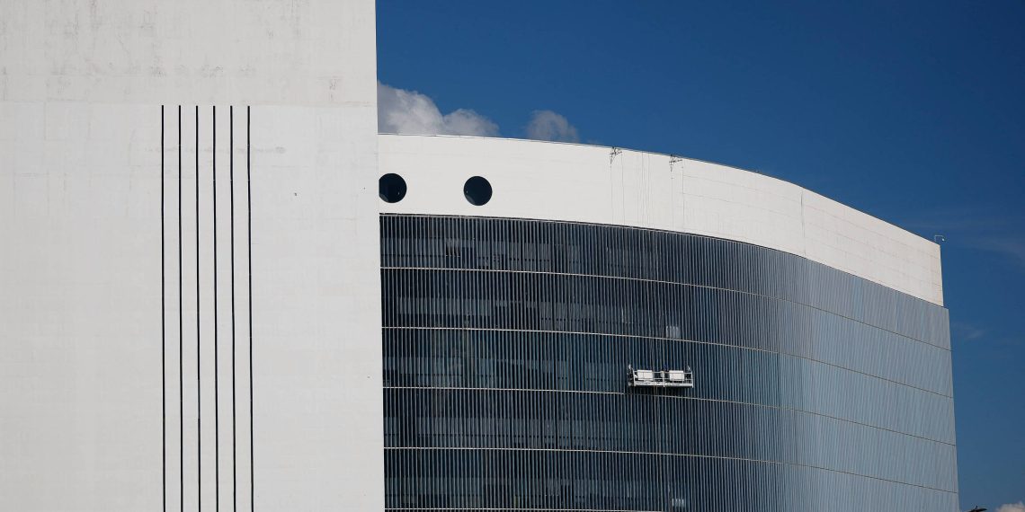 Procuradoria investiga atuação de big techs e pede informações ao TSE sobre reuniões com plataformas de IA