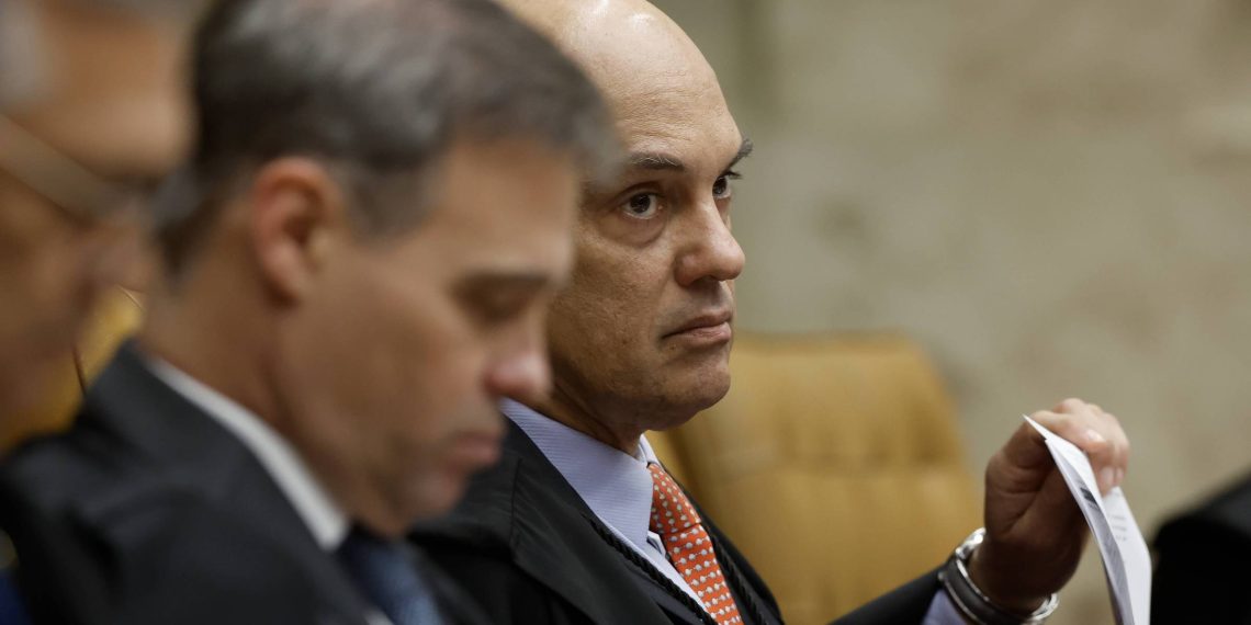 Ala pró-Mendonça vê tentativa de Moraes de contaminar todo o STF para se blindar